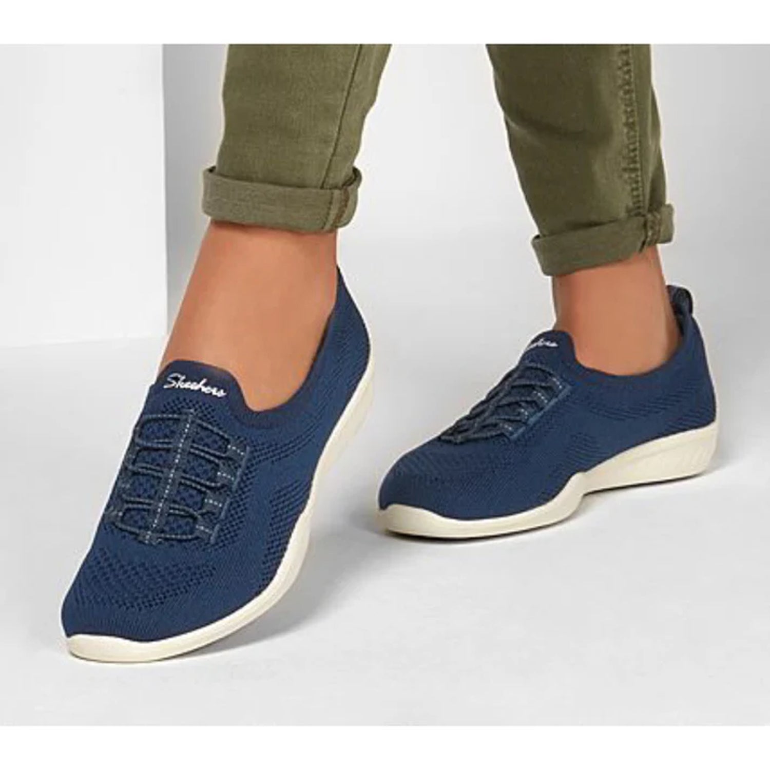 Skechers Newbury St-Every Angle Women's  Sneakers - Best Price online Prokicksports.com