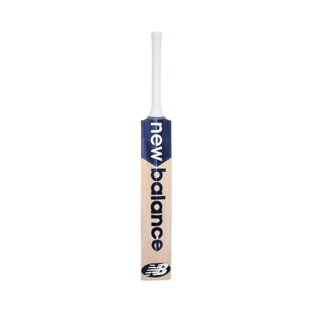 New Balance DC 900i Pro English Willow Cricket Bat – Grade 3 Power Bat with Massive Edges for Dynamic Stroke Play - Best Price online Prokicksports.com