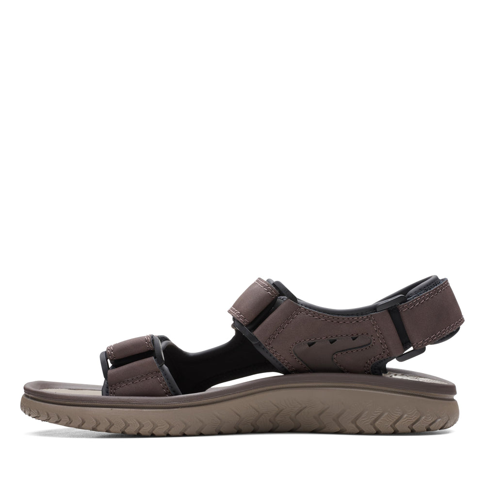 Clarks Men's Synthetic Floater Sandals (Brown) – Casual Block Heel Sandals with EVA Sole & Hook-and-Loop Closure| 9 UK