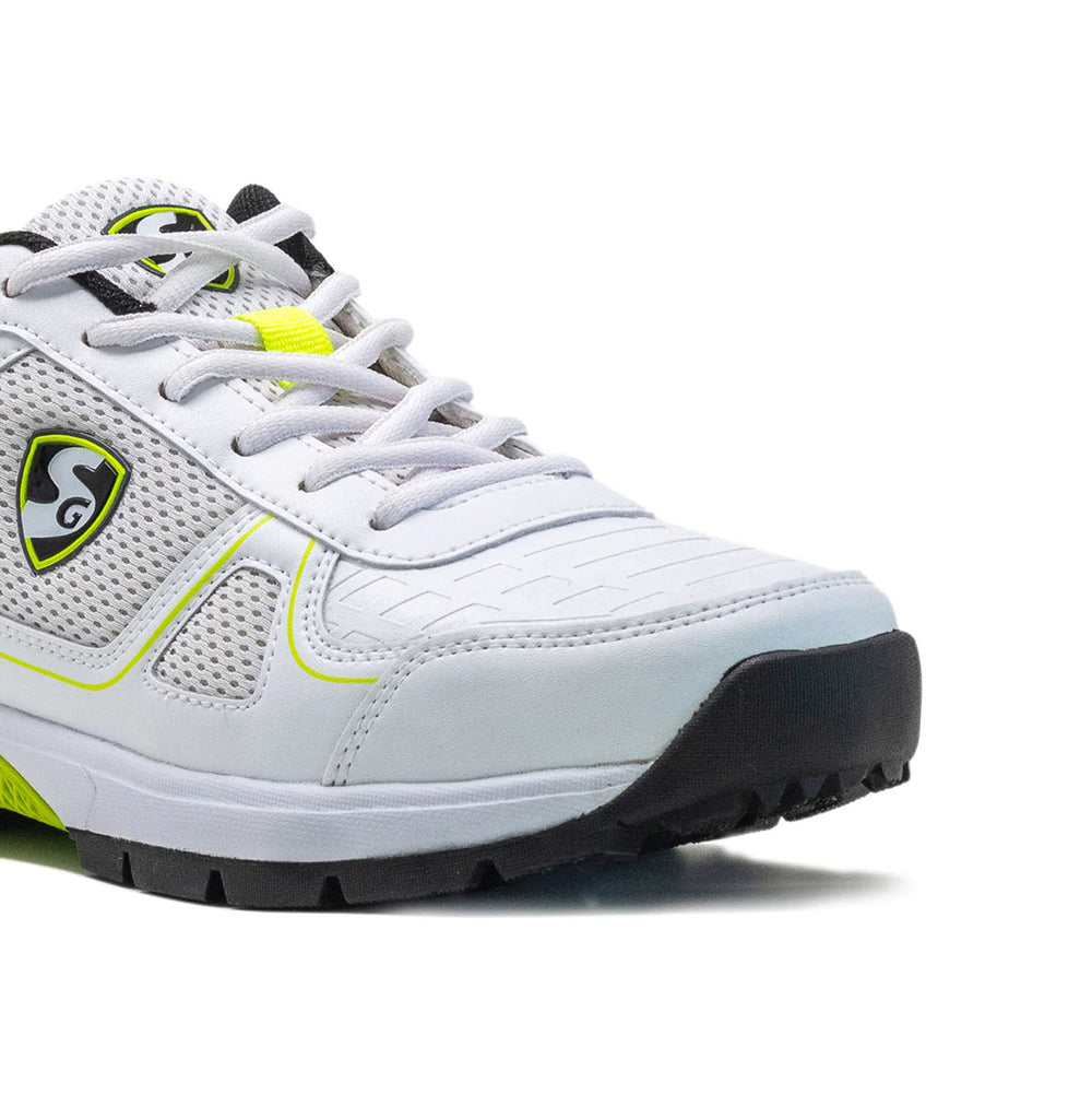 SG Scorer 6.0 Rubber Spikes Cricket Shoes | Lightweight & Durable | Superior Grip | Comfortable Cricket Footwear for All-Round Performance | SG Sports Gear - Best Price online Prokicksports.com