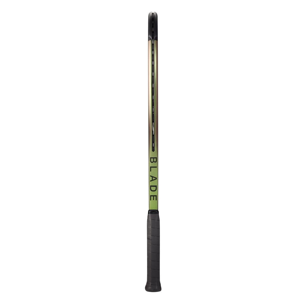 Wilson Blade 100 V8.0 Tennis Racket (2021 edition) - 265 Grams - Best Price online Prokicksports.com