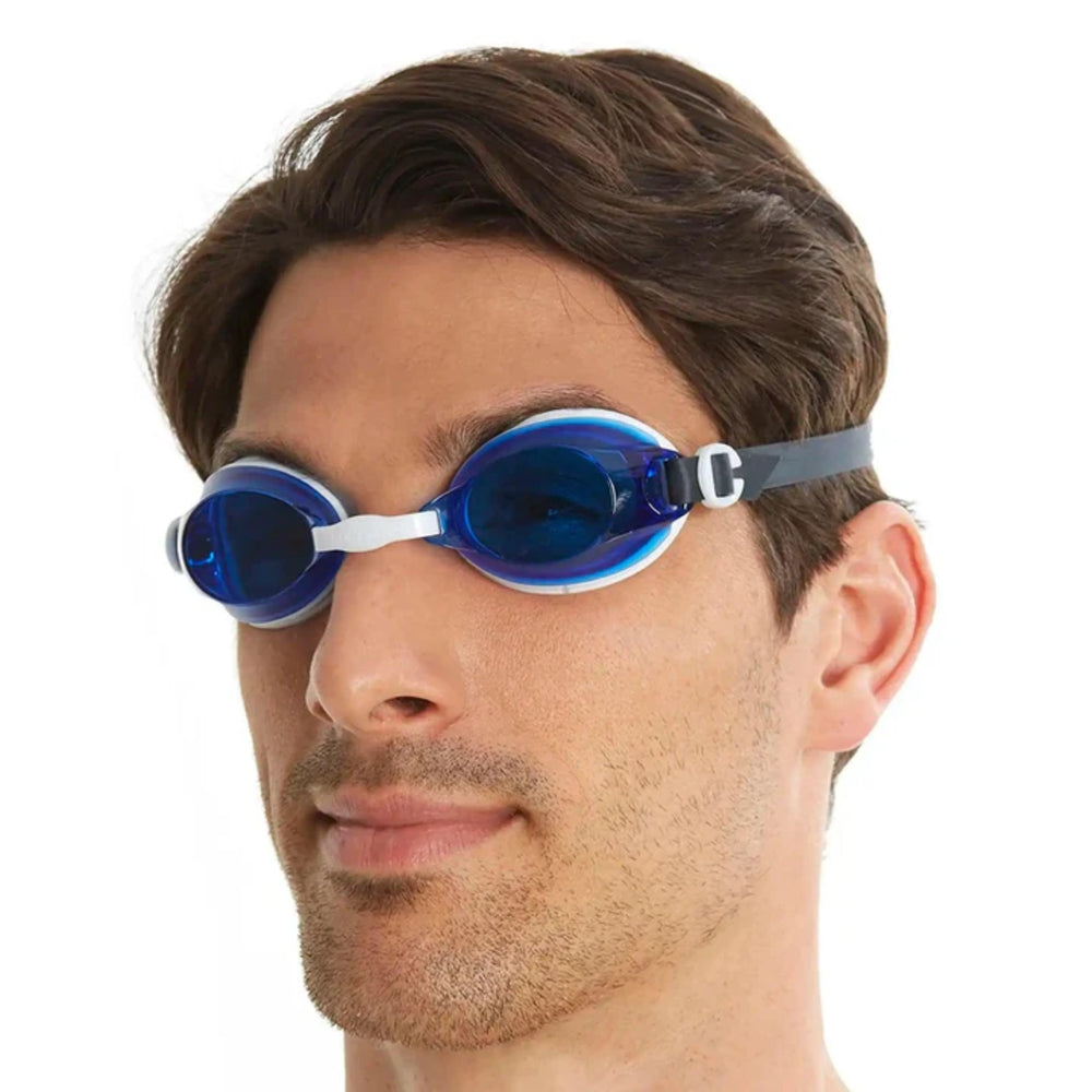 Speedo Jet Swimming Goggles – Adult/Junior | Anti-Fog UV Protection Lenses with Adjustable Nose Bridge, Single Strap Fit & Clear Vision for Swim Training - Best Price online Prokicksports.com