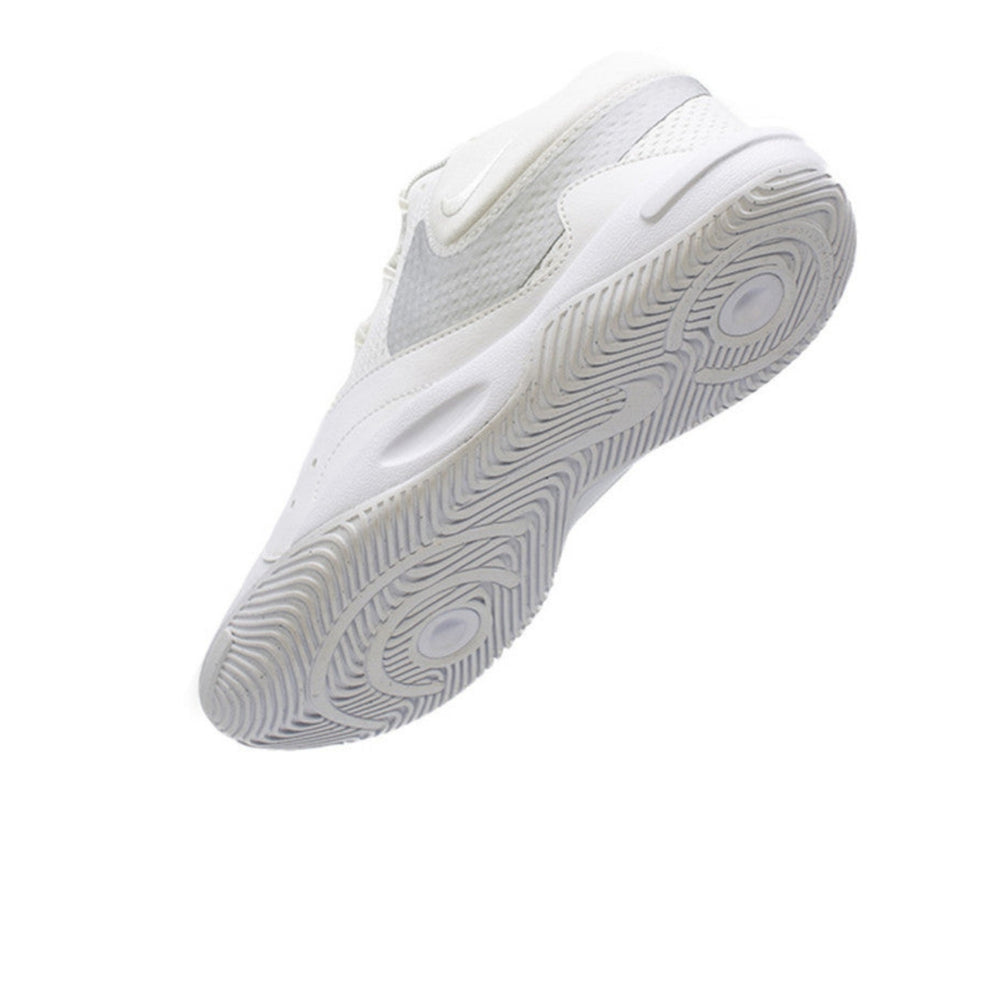 Nike Hyperquick FN4678 Indoor Court Shoes | Lightweight Volleyball & Badminton Training Shoes with Responsive Cushioning - Best Price online Prokicksports.com