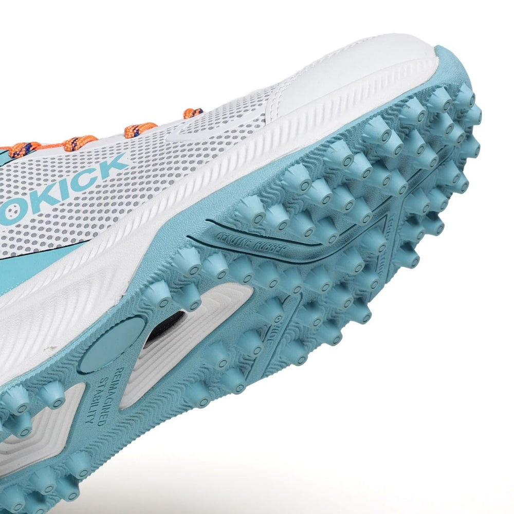 Prokick Finisher is a lightweight rubber‑stud cricket shoe designed for multi‑surface grip, comfort, and durability on turf and hard grounds. - Best Price online Prokicksports.com