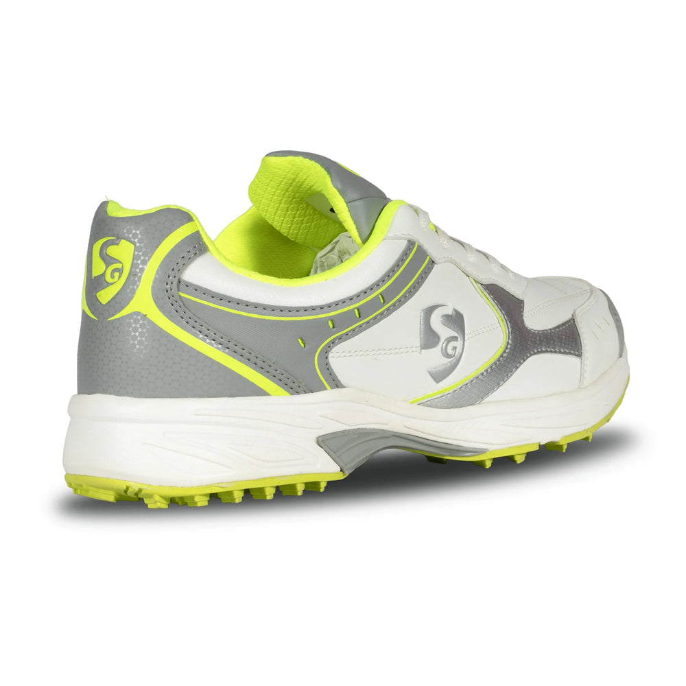 SG Armour Stud Cricket Shoes | Lightweight, Durable & Comfortable Cricket Footwear for All Surfaces | Superior Grip & Stability for Professional Performance - Best Price online Prokicksports.com