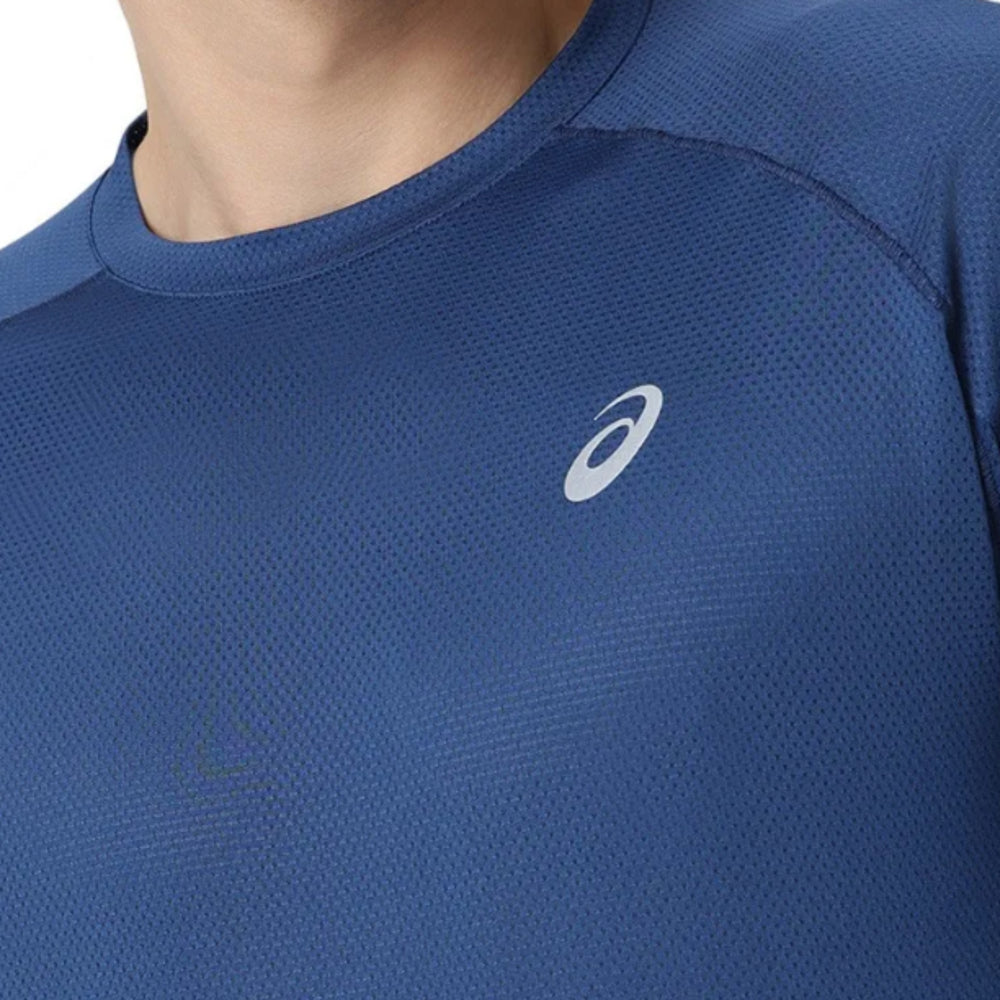 ASICS Curve Reflective SS Top for Men | Round Neck Reflective Sports T-Shirt - Best Price online Prokicksports.com