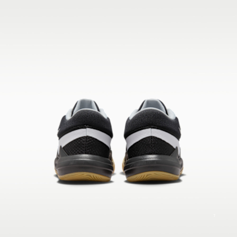 Nike Hyperquick FN4678 Indoor Court Shoes | Lightweight Volleyball & Badminton Training Shoes with Responsive Cushioning - Best Price online Prokicksports.com