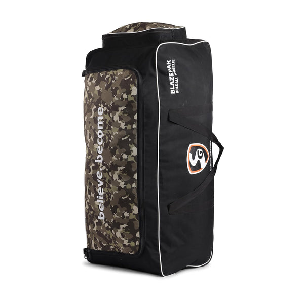 SG Blazepak Holdall Wheelie Cricket Kit Bag – Spacious Wheeled Kit Bag with Heavy-Duty Base, Bat Compartment, and Easy Mobility for Cricketers