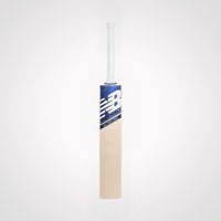 New Balance DC 700i PRO English Willow Cricket Bat – Lightweight, Powerful Bat for Leather Ball Cricket, Professional & Club-Level Matches - Best Price online Prokicksports.com