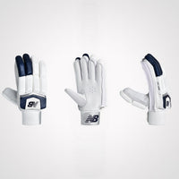 New Balance DC 6i RH Batting Gloves – Men’s Right-Handed | Lightweight, Durable, and Comfortable Cricket Gloves in White/Black - Best Price online Prokicksports.com