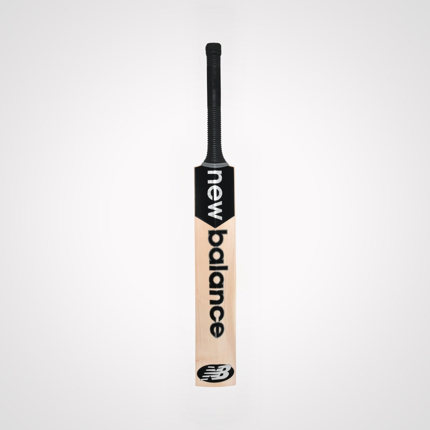 New Balance Heritage 500i English Willow Cricket Bat – Traditional Profile, Thick Edges & Premium Build for Club & Competitive Leather Ball Matches - Best Price online Prokicksports.com