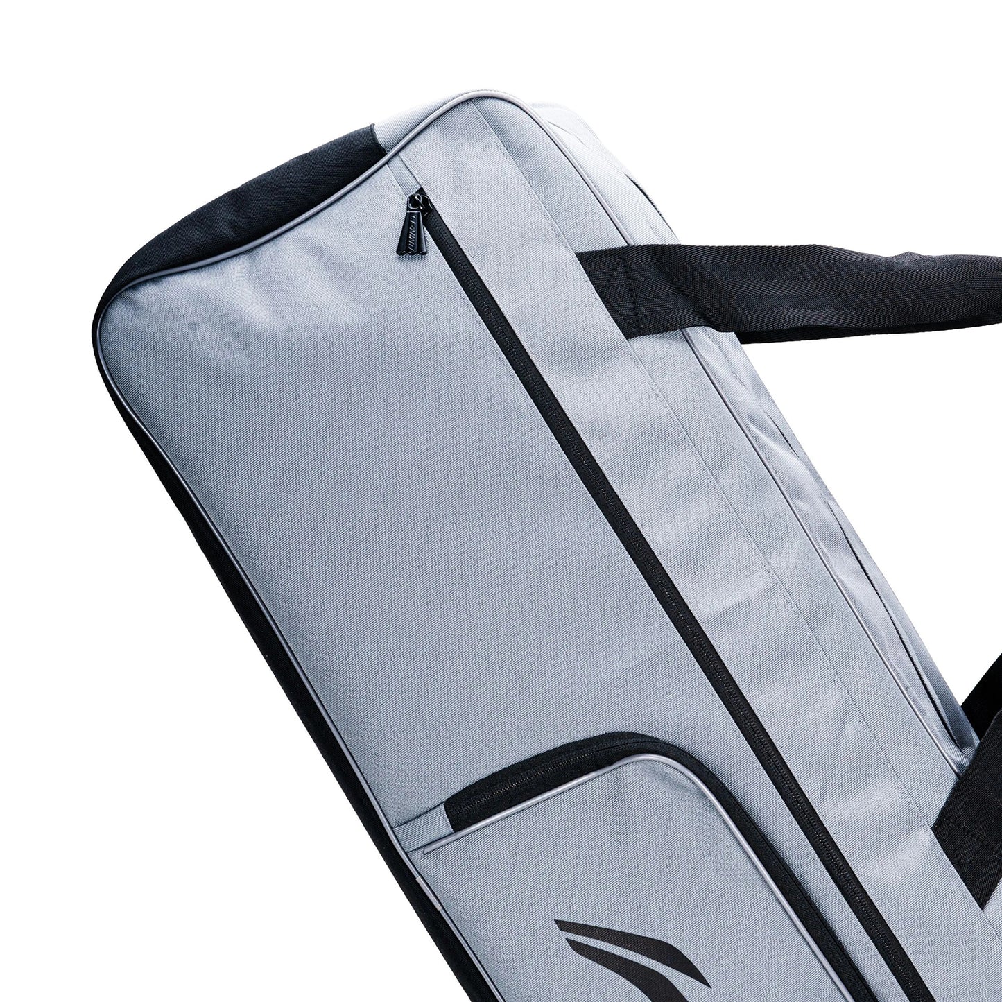 Li-Ning Torque 6-in-1 Thermal Badminton Kit Bag - Best Price online Prokicksports.com