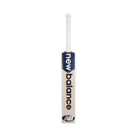 New Balance DC 300i Pro Kashmir Willow Cricket Bat – Short Handle | Professional-Grade Lightweight Bat for Power & Precision - Best Price online Prokicksports.com