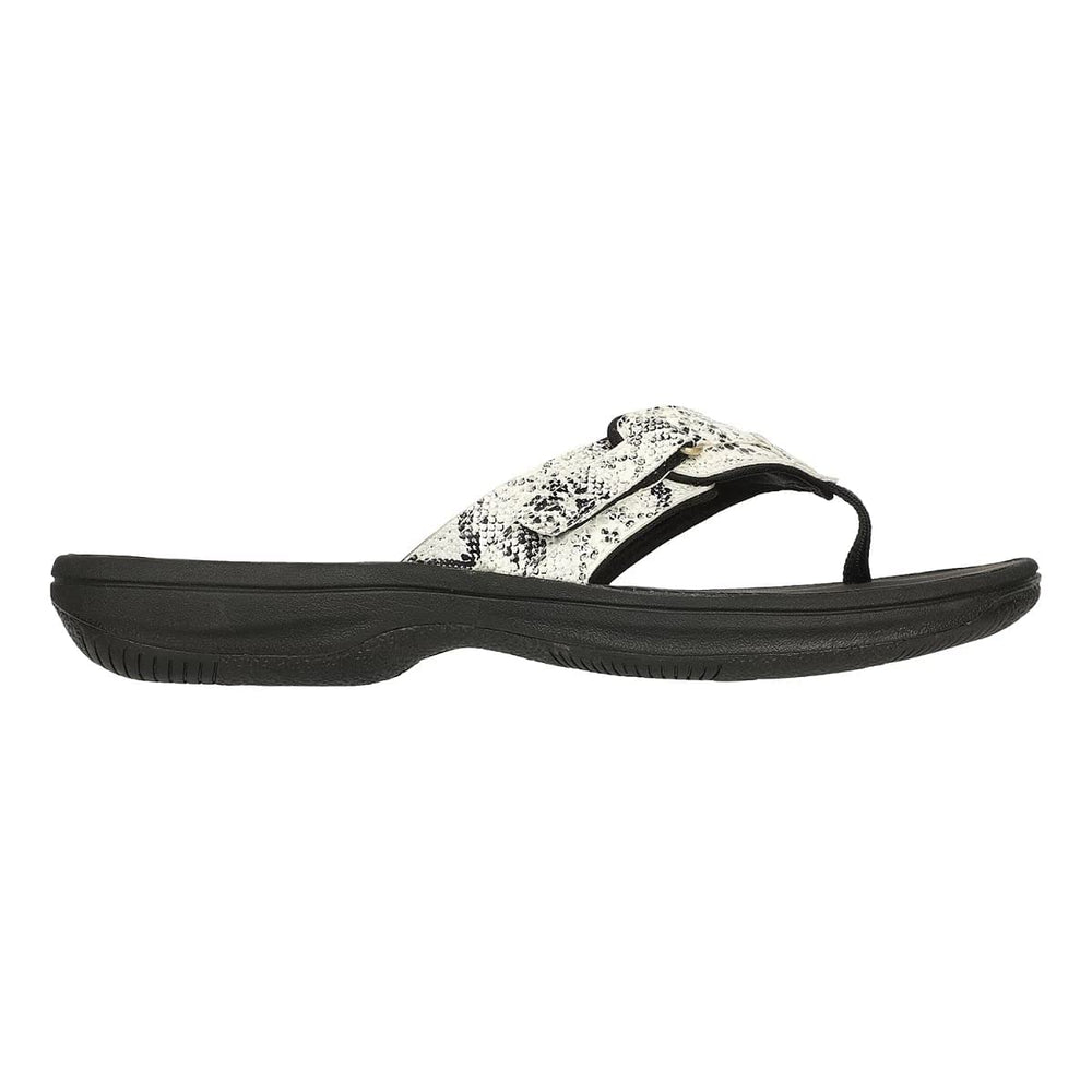 Clarks Women's 26156992 Casual Slip-On Sneakers – Flat Pull-On Casual Shoes with TPE Outsole| 7 UK