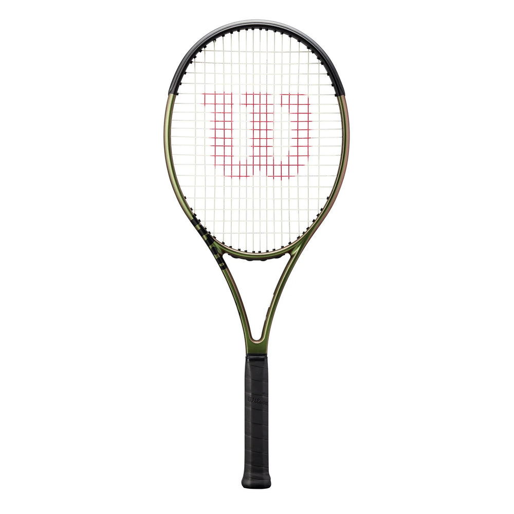 Wilson WR079111U3 Blade 104 V8 Unstrung Tennis Racquet (L3 : 4 3/8) - 290g (16x19 String Pattern) - High Performance Tennis Racket - Best Price online Prokicksports.com