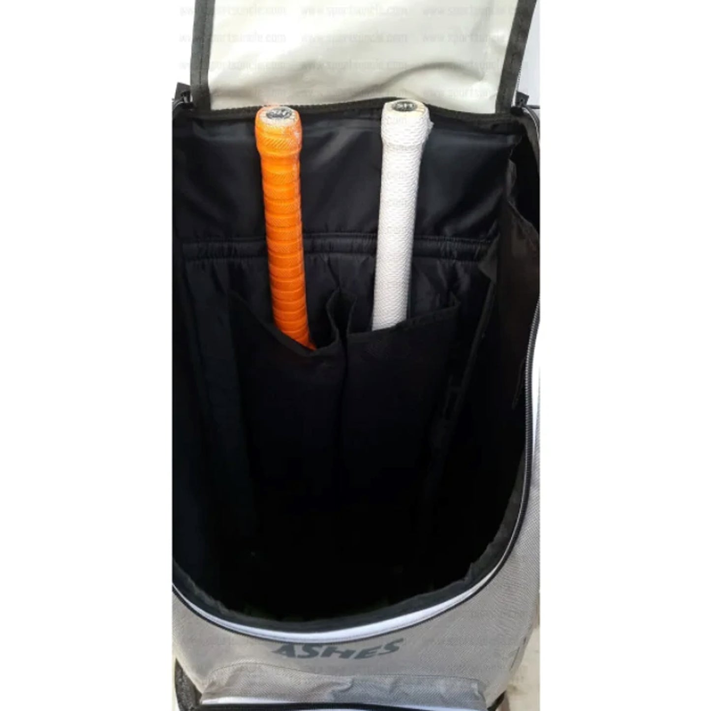 SG Ashes Duffle Cricket Kitbag, Large - Best Price online Prokicksports.com